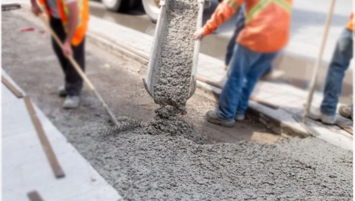 Concrete curb repair